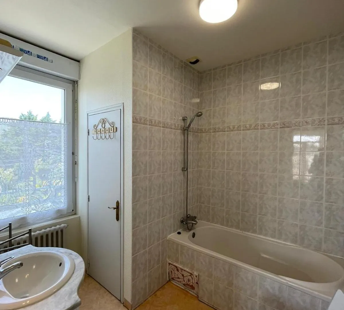 Residence Des Bains Carantec 0*,  Francia