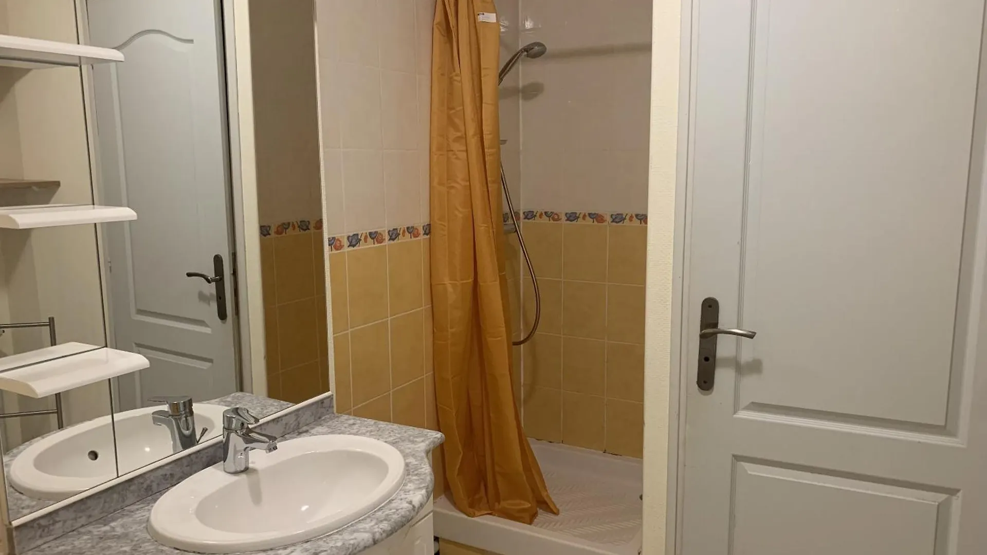 Residence Des Bains Carantec Holiday home